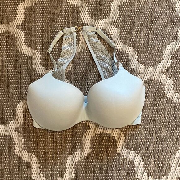 Victoria’s Secret bra incredible by Victoria’s Secret lined Demi size 32DDD - Picture 1 of 5